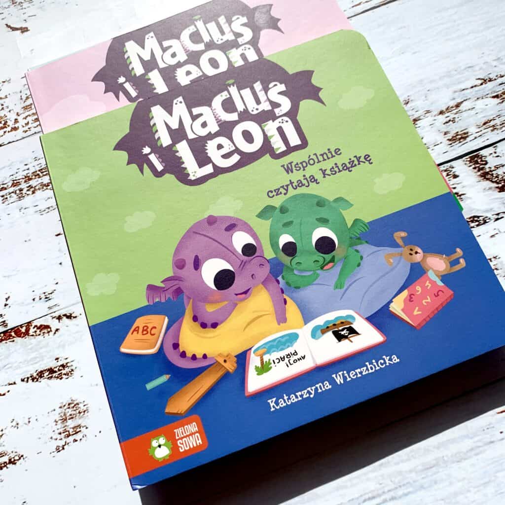 macius i leon wspolnie czytaja ksiazke recenzja ksiazki dla dzieci 3