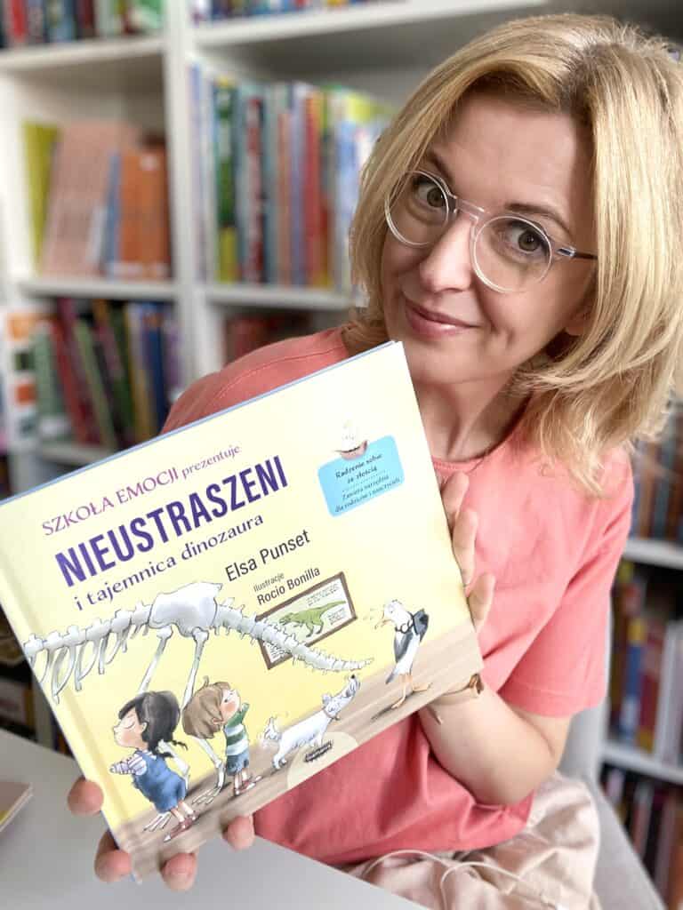szkola emocji nieustraszeni i tajemnica zaginionej kosci recenzja ksiazki dla dzieci o emocjach aktywne czytanie