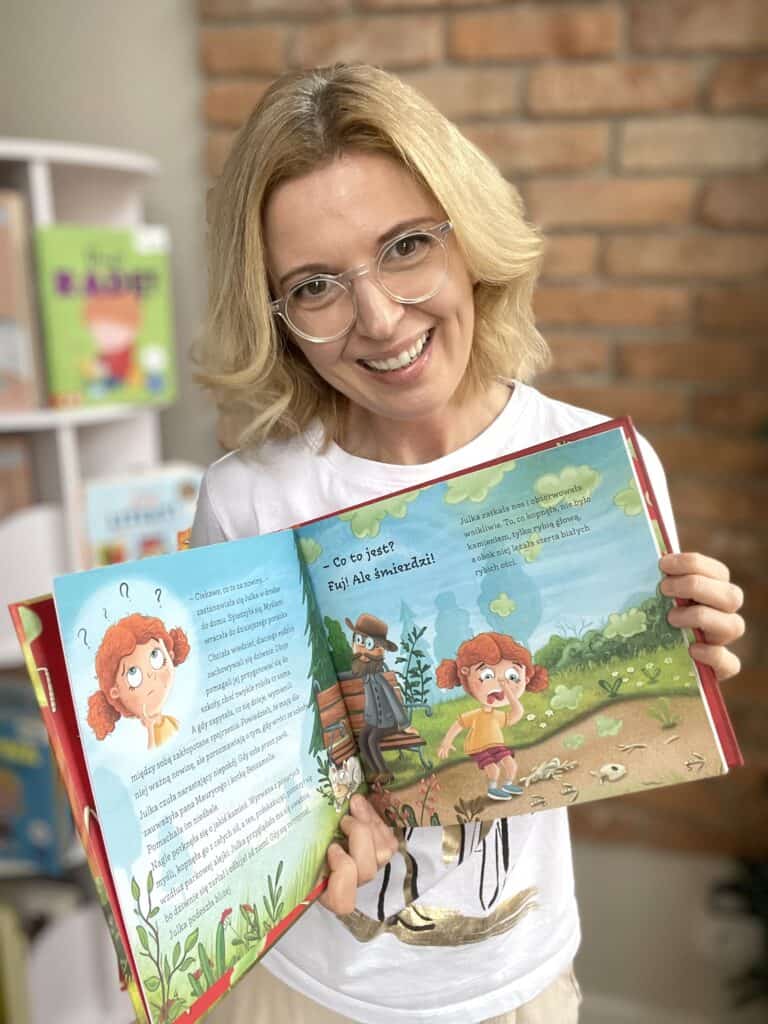 julka-i-szpulka-kolekcjoner-osci-ty-decydujesz-jak-toczy-sie-sledztwo-recenzja-ksiazki-dla-dzieci aktywne czytanie1