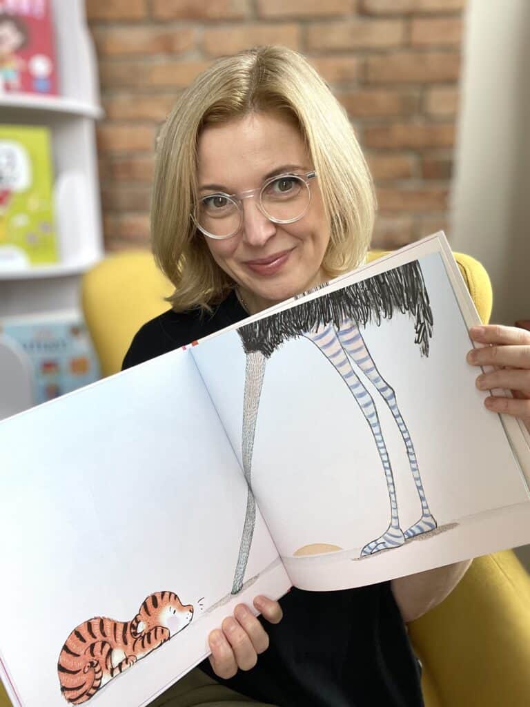 pocalunek dwustronna ksiazka dla dzieci recenzja aktywne czytanie ksiazki dla dzieci1