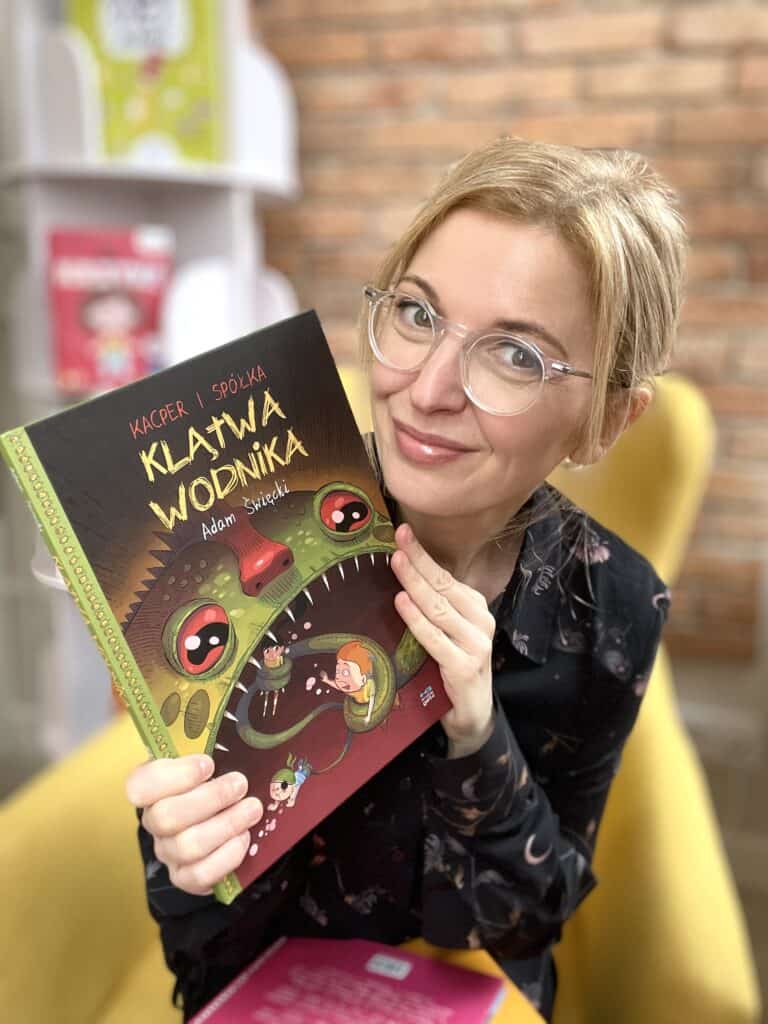kacper-i-spolka-recenzja-ksiazki-dla-dzieci-pelne-magii-humoru-i-slowianskich-stworow