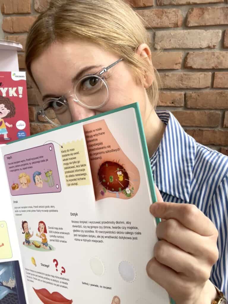 moje-cialo-ksiazka-3d-pop-up-okienka-i-ruchome-elementy-edukacyjna-ksiazka-dla-dzieci-4-7-lat aktywne czytanie13