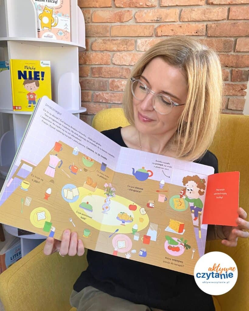 co-zrobi-anielka-o-poranku-kartonowa-ksiazka-z-okienkami-dla-dzieci-2-5-lat-recenzja-swietlik aktywne czytanie1