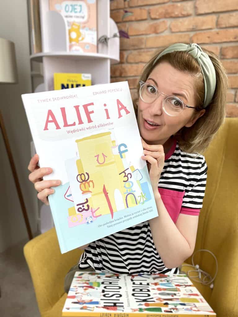 alif-i-a-wedrowki-wsrod-alfabetow-dwustronna-ksiazka-dla-dzieci-wydawnictwo-muchomor aktywne czytanie8