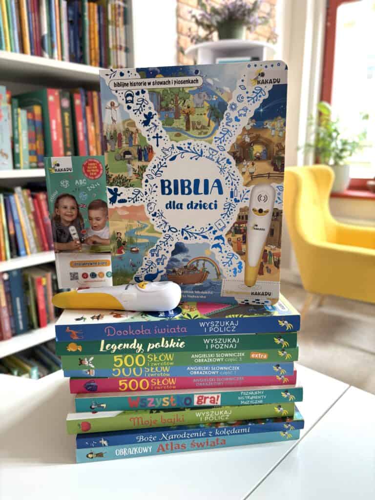 Biblia dla dzieci z piorem kakadu i nowosci wydawnictwa jupi jo najlepsze ksiazki na prezent aktywne czytanie1